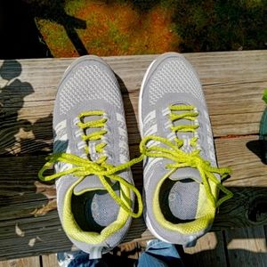 Orthofeet Women's Sneakers